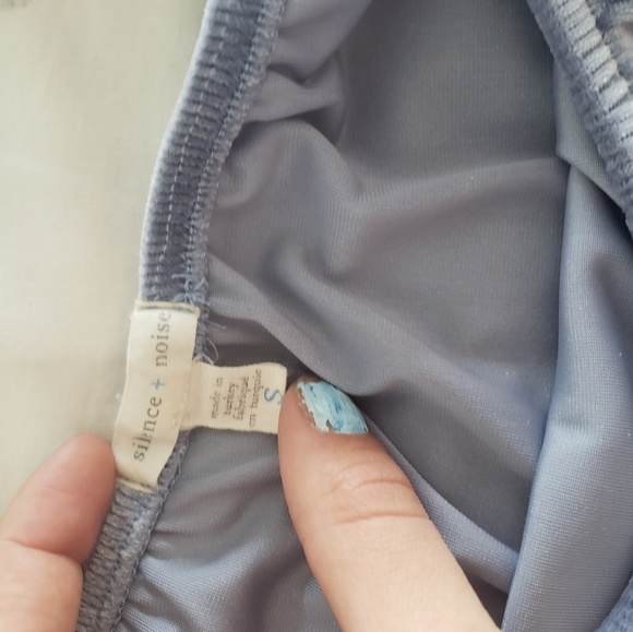 Velvet Top - Picture 2 of 2